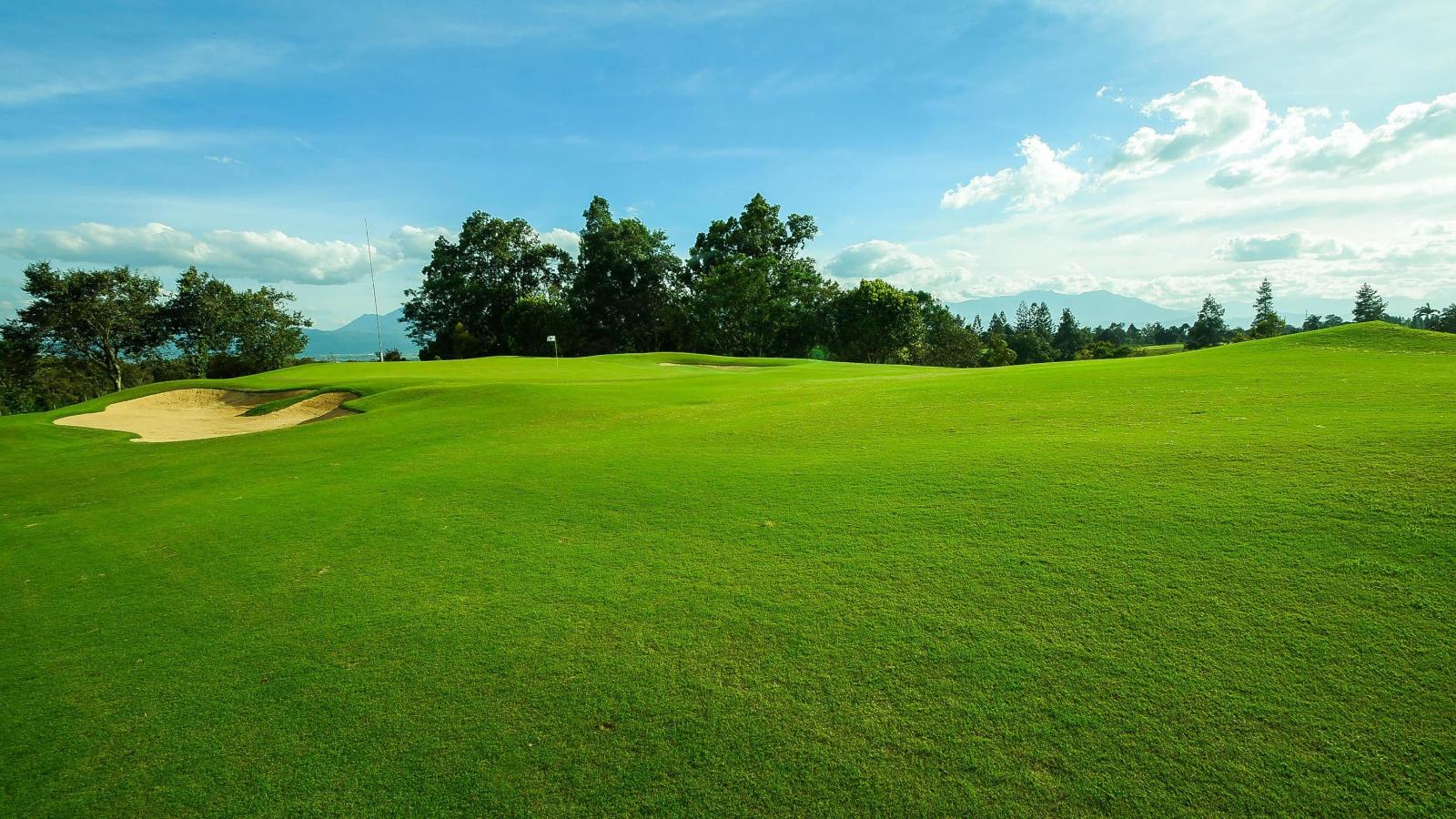 Jatinangor Golf & Resort (